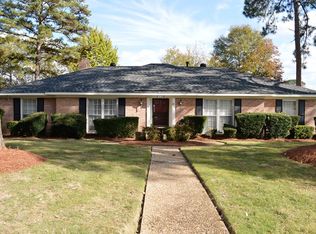 6102 Charing Dr, Columbus, GA 31909