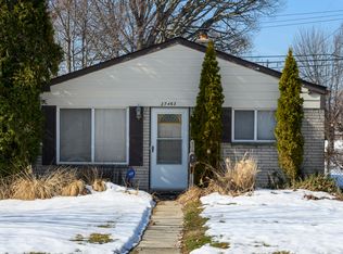 27463 Delton St, Madison Heights, MI 48071