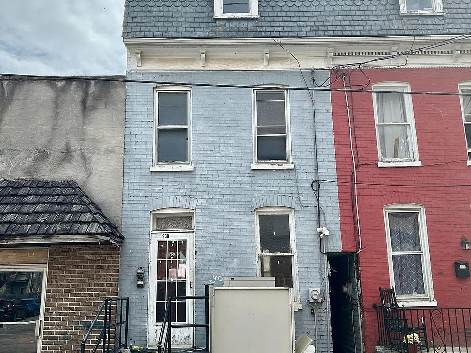 2nd image of 230 E Poplar St