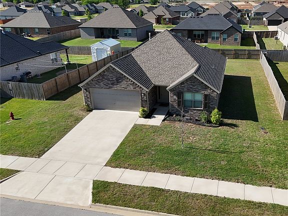 3rd image of 270 Idaho Ave