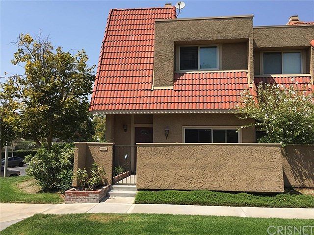1st image of 17924 River Cir APT 1