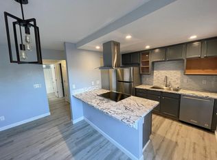 3905 Dale Rd APT E, Modesto, CA 95356