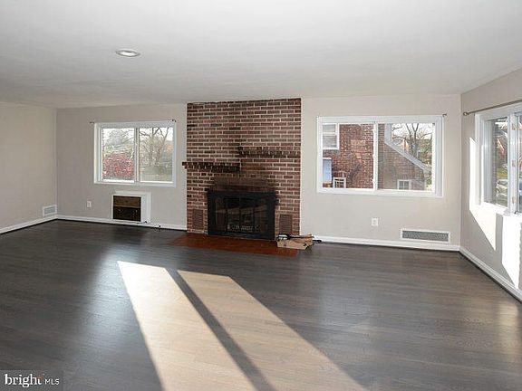 4th image of 2626 12th St S #2