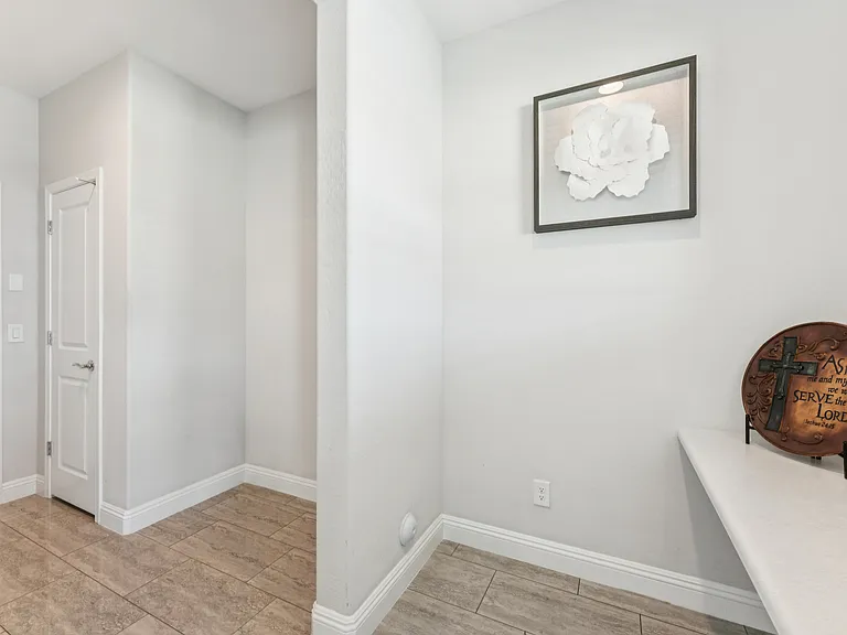 8754 W San Juan Ave — Photo 20