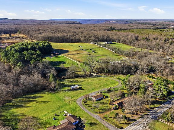 3rd image of 2977 Sr 56 Rd