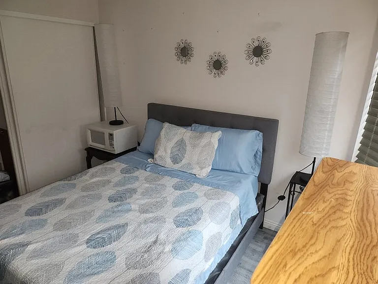 S Iris Ave — Photo 4