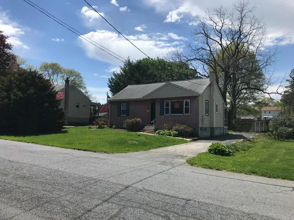 116 Buttonwood Ln, Lancaster, PA 17603