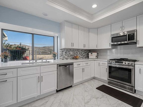 4th image of 3876 Sunset Knolls Dr