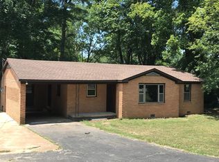 776 Moody St, Huntingdon, TN 38344