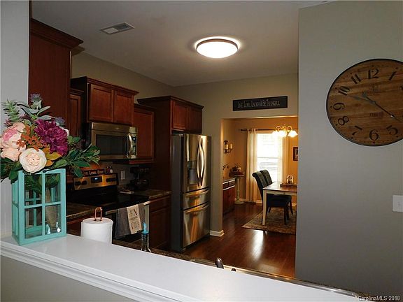 5th image of 2320 Lake Vista Dr Unit 42