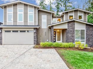 8023 128th Ave NE, Kirkland, WA 98033