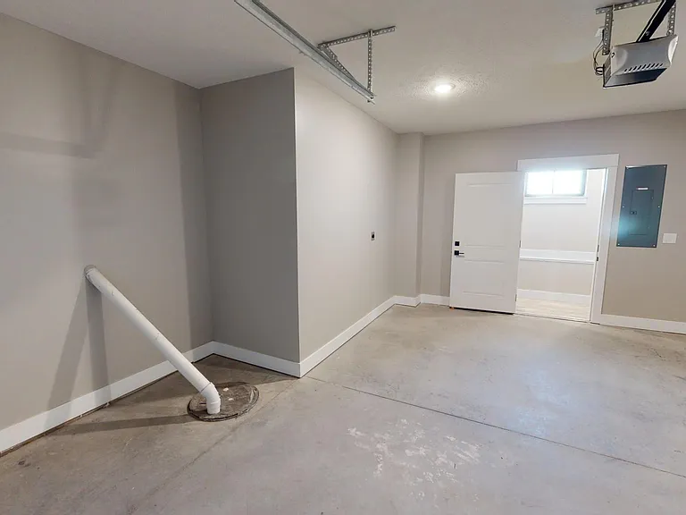 Element 30 Townhomes — Photo 12