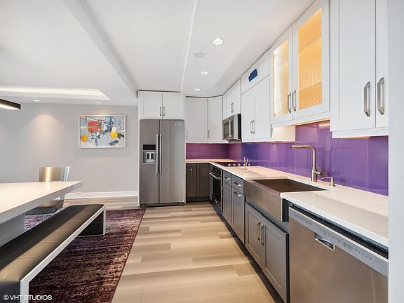 3rd image of 900 N Lake Shore Dr APT 509