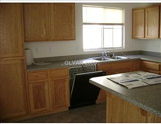 1st image of 4745 Priory Gardens St