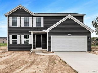115 Forest Way, Davisburg, MI