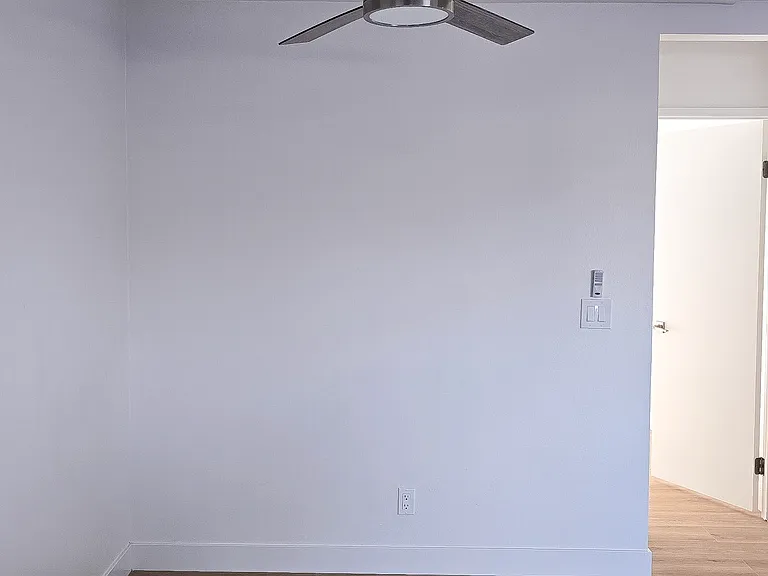 3910 E 11th St #2 — Photo 32