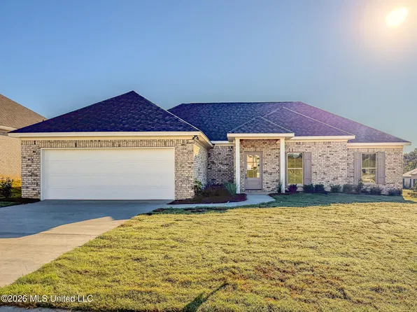 1300 Elderberry Ln, Pearl, MS 39208
