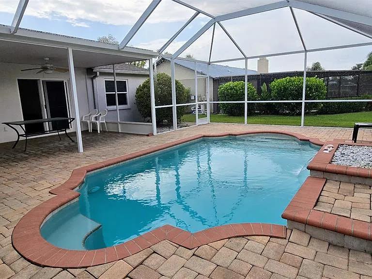 3801 Kingston Blvd — Photo 3