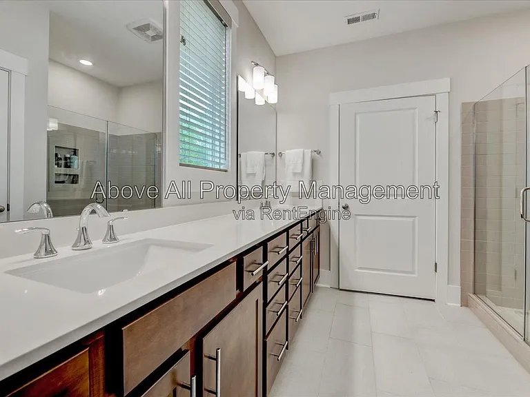 4408 Walker Hallow St — Photo 22