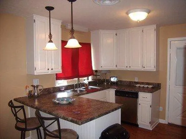 989 Mary Ave, Grenada, MS 38901