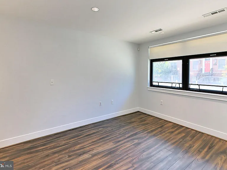 1111 Orren St NE #101 — Photo 15