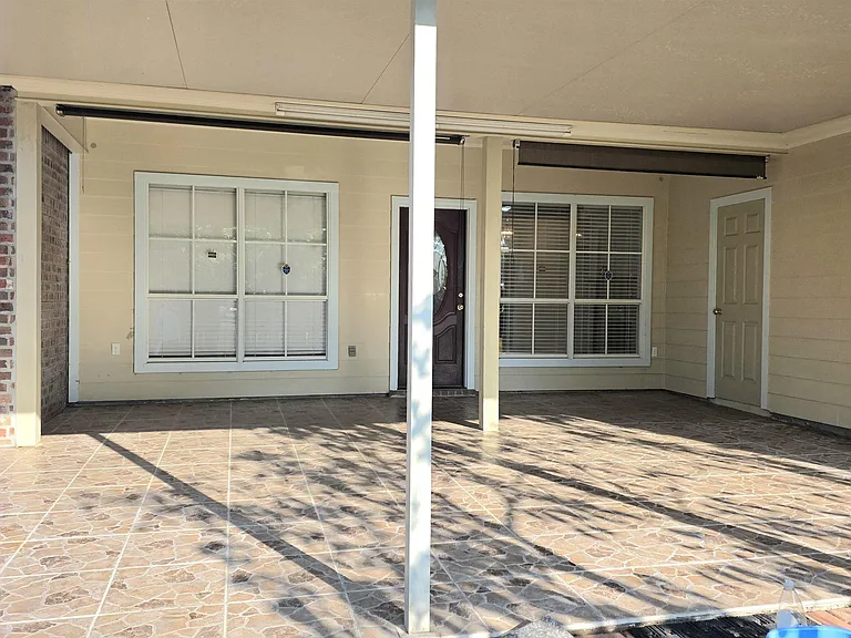 282 Allan Dr — Photo 23