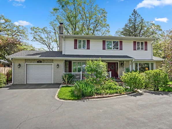 311 Green Bay Rd, Lake Bluff, IL 60044