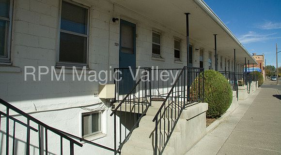 1st image of 235 Idaho St E