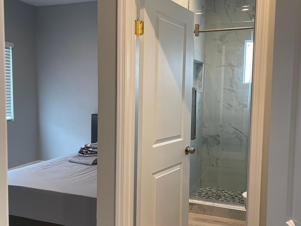 1st image of 8861 Tracy Ave #2