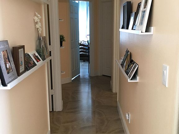 4th image of 3797 Shawn Cir