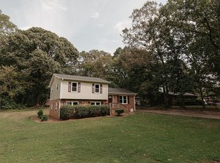 525 S Jackson Ave, Waxhaw, NC 28173