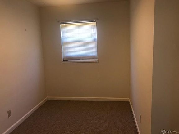 3rd image of 364 Morris Dr
