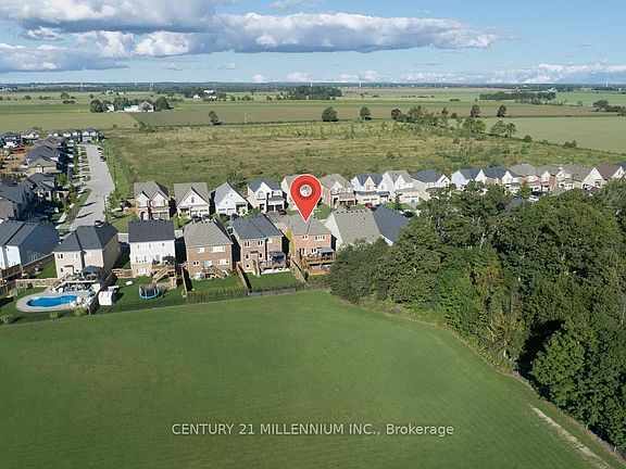 3rd image of 19 Jenkins St