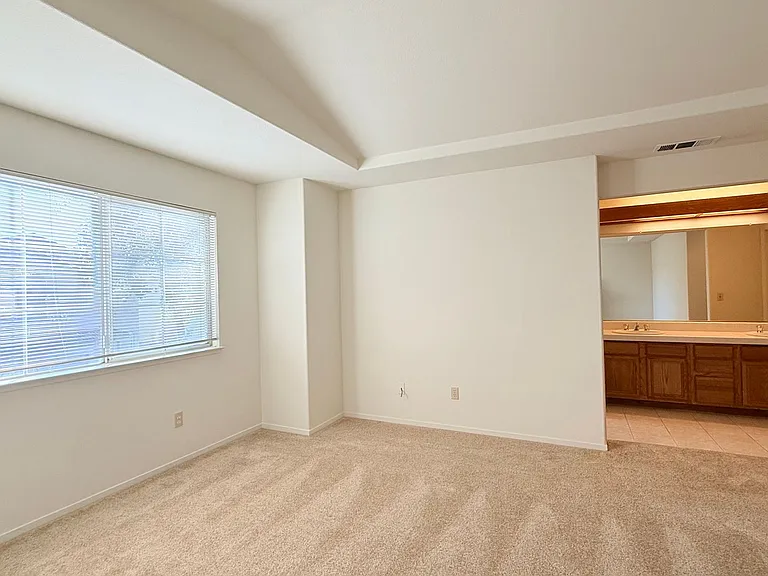 1126 Vista Pointe Cir — Photo 27