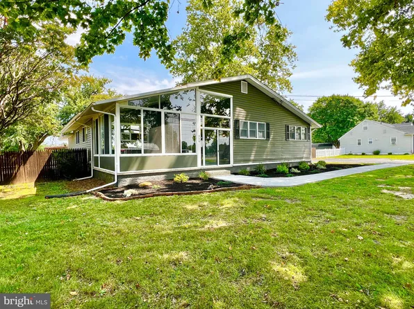 359 Jessup Rd, Thorofare, NJ 08086