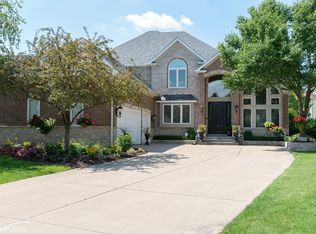 3515 Scottsdale Cir, Naperville, IL