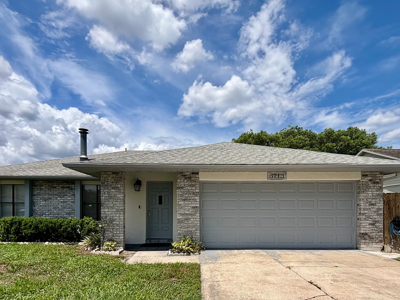 3 bed, 1345 sqft, $1,890 — Photo 1