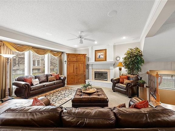 5th image of 13907 Rosehill Ln
