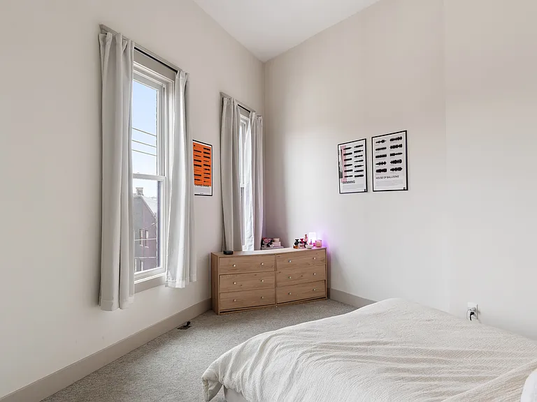 335 W Pike St #C — Photo 15