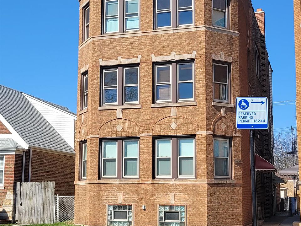 1st image of 10740 S Avenue C #2R