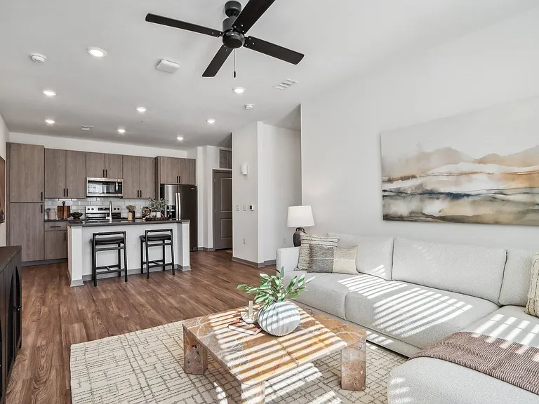 Stella Luxury Apartment Homes — Photo 11
