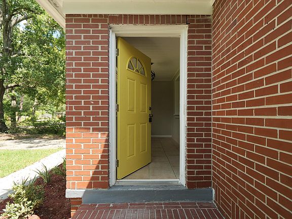2nd image of 5214 Redrac St