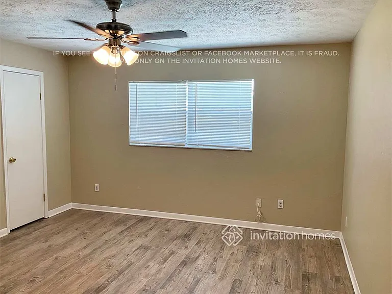 3831 Parkside Dr — Photo 6