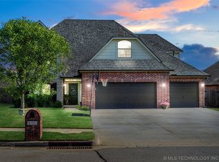 3151 E 145th St S, Bixby, OK 74008