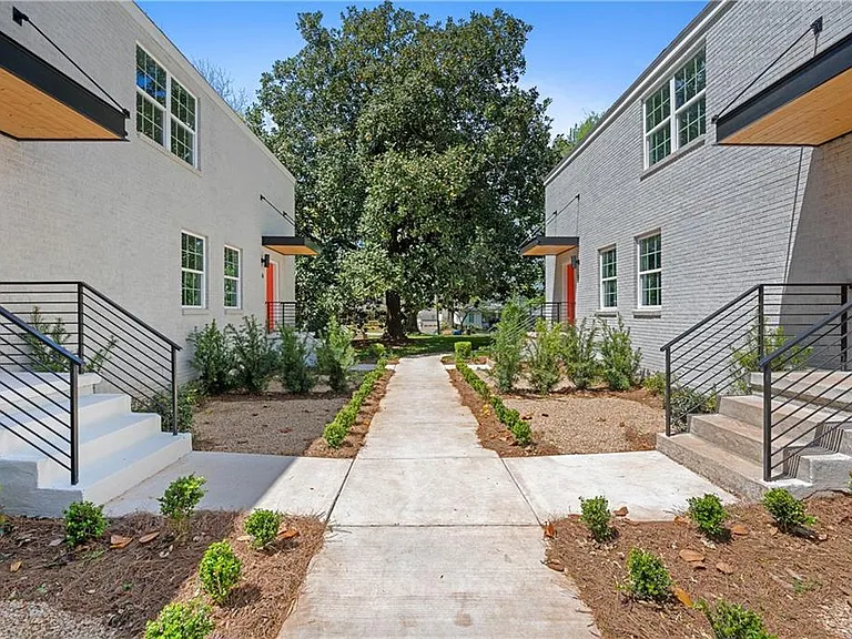 237 N Howard St NE #3 — Photo 18