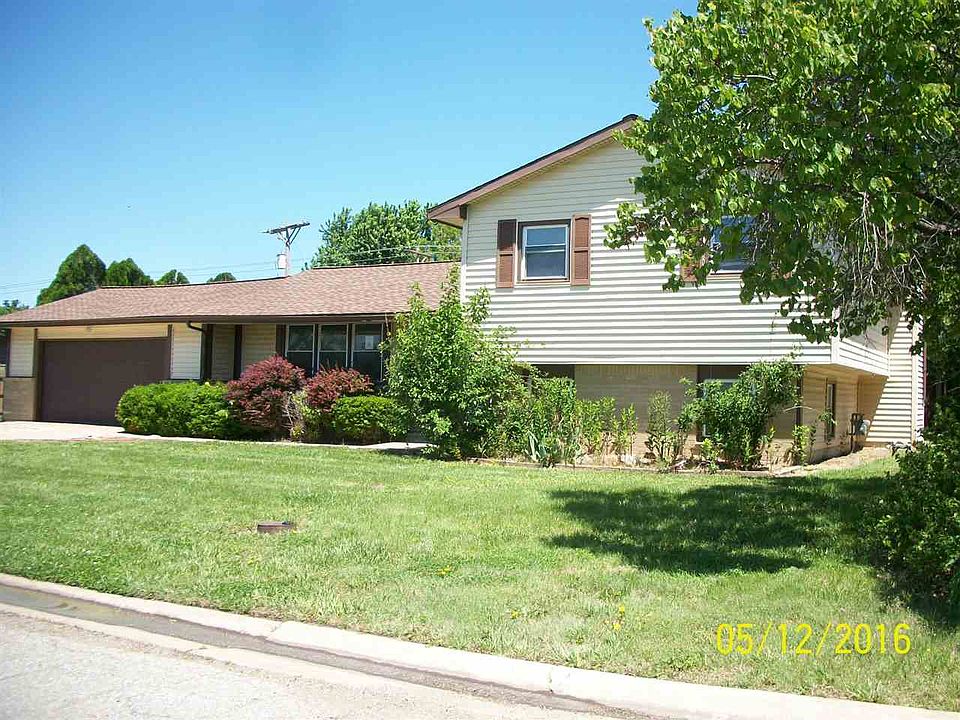 1st image of 18 Harris Dr