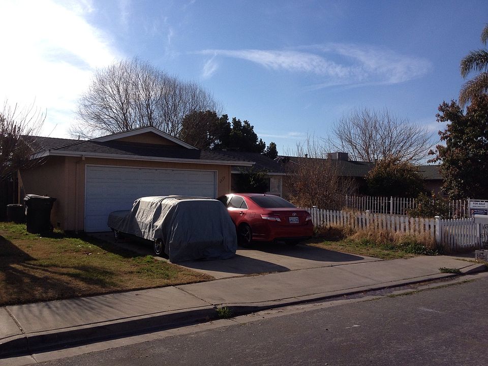 2nd image of 4828 Estates Dr