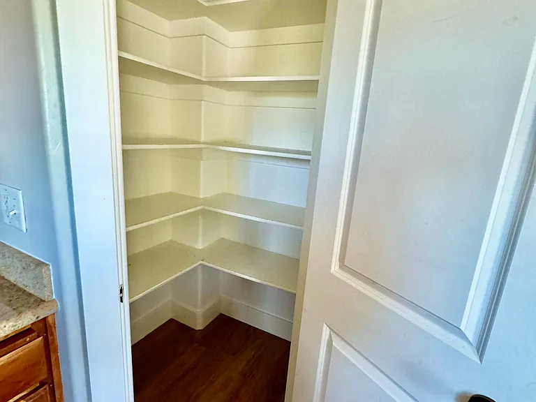 177 S 4 W — Photo 7