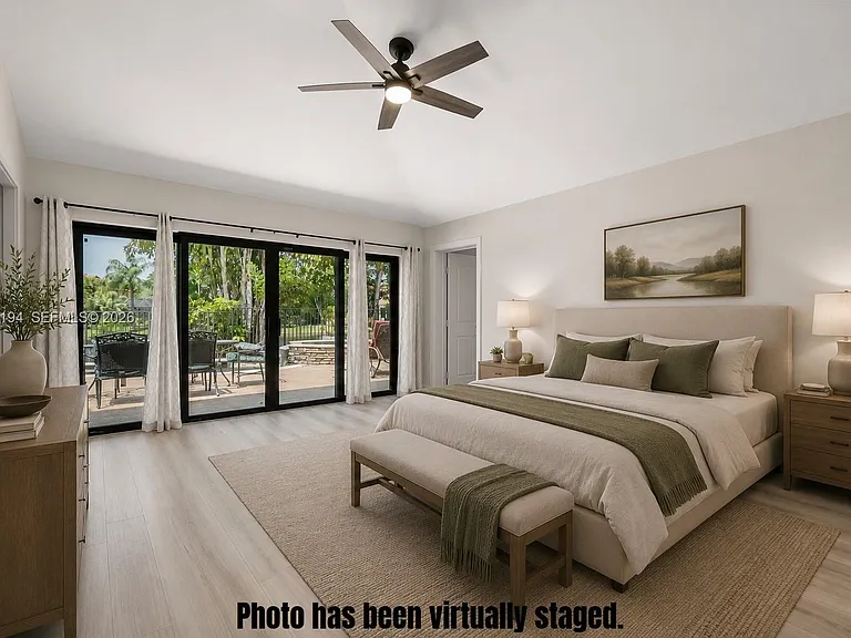 1087 Deerwood Ln — Photo 26