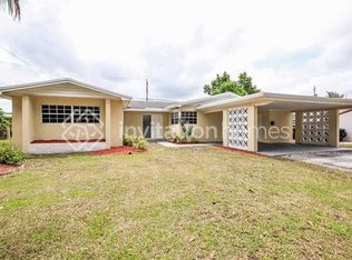 200 SW 65th Way, Hollywood, FL 33023